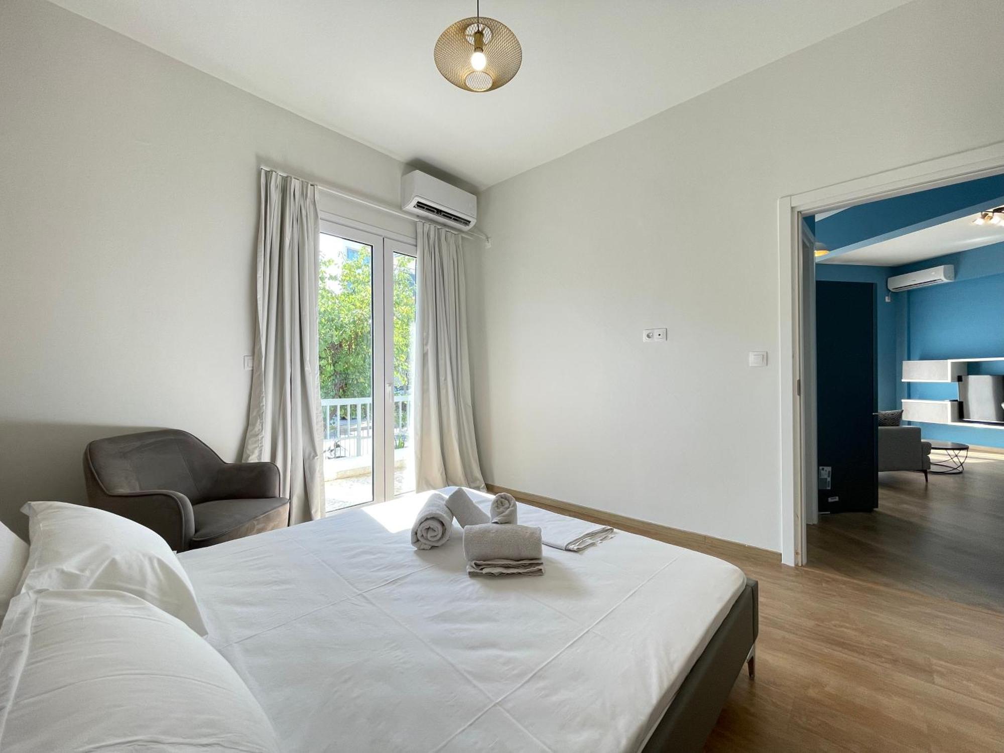 Athenean Bnb Seaside Serenity Steps From The Riviera Ngoại thất bức ảnh