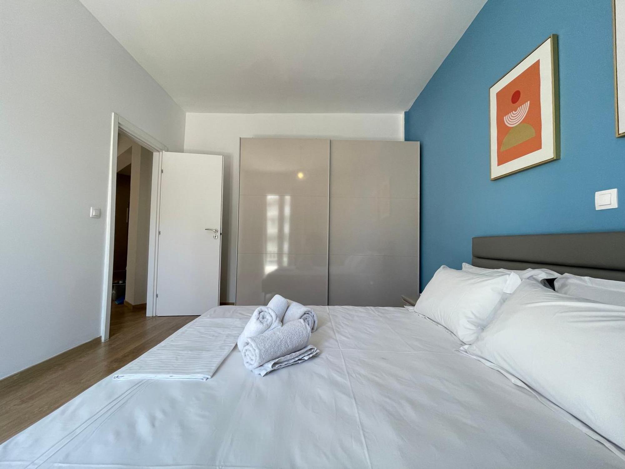 Athenean Bnb Seaside Serenity Steps From The Riviera Ngoại thất bức ảnh