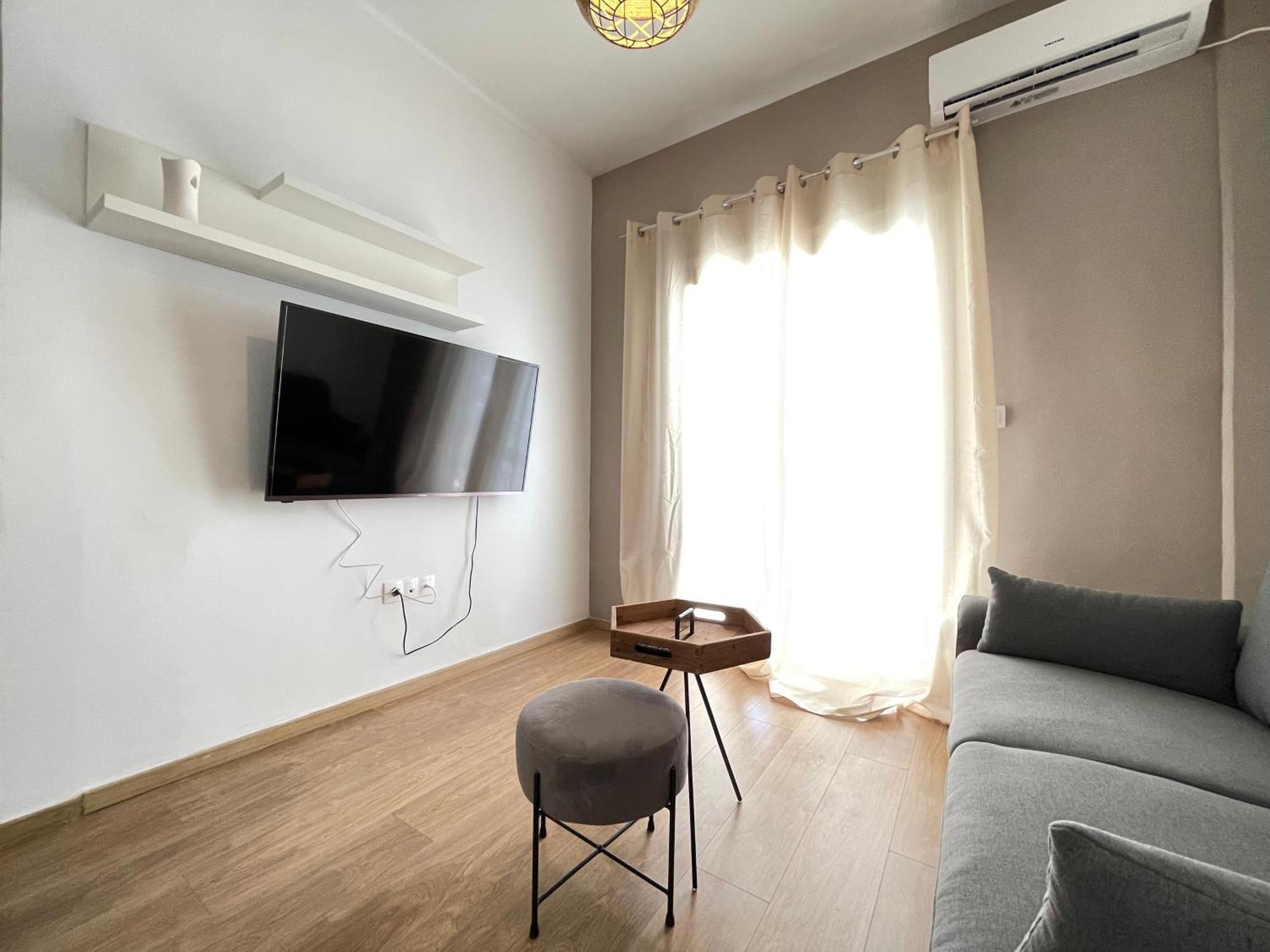 Athenean Bnb Seaside Serenity Steps From The Riviera Ngoại thất bức ảnh