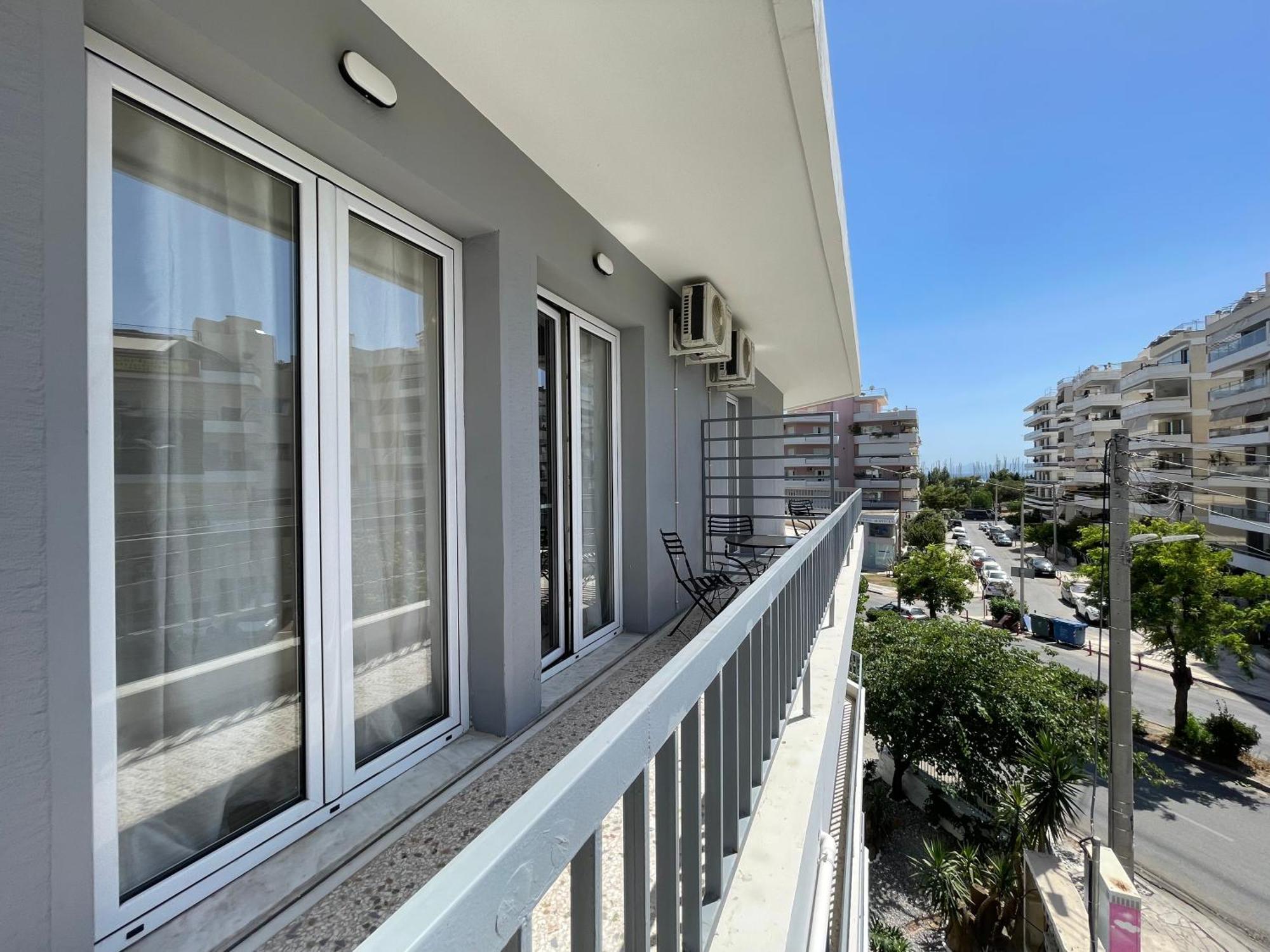 Athenean Bnb Seaside Serenity Steps From The Riviera Ngoại thất bức ảnh