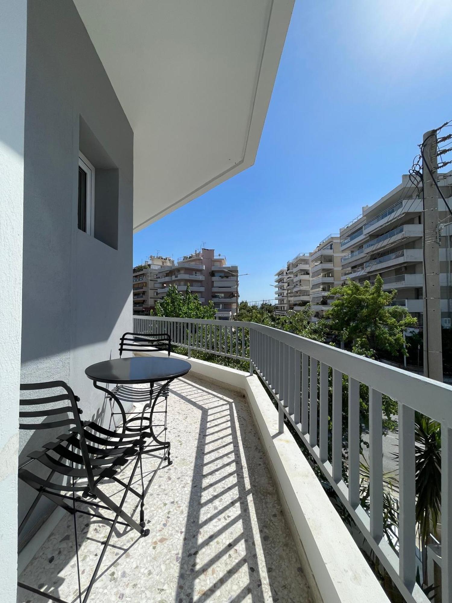 Athenean Bnb Seaside Serenity Steps From The Riviera Ngoại thất bức ảnh